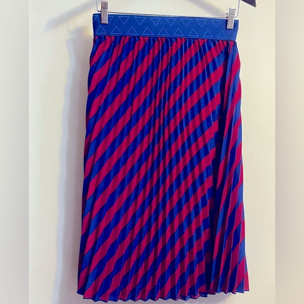 LuLaRoe Blue and Red Pleated Skirt Sz S Women - Picture 7 of 8
